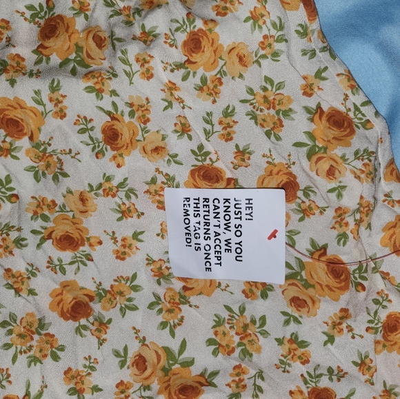 Asos - Picture 3 of 4